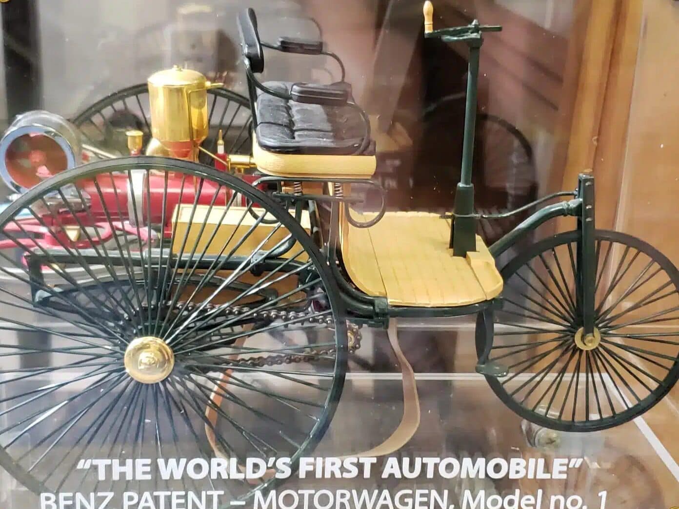 Automobile